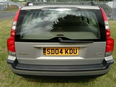 used Volvo V70 2.4