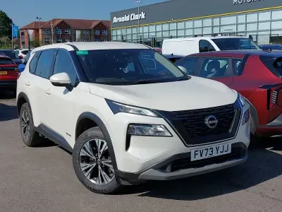 Used Nissan X-Trail Acenta 213 HP (156 kW) 2024 White SUV