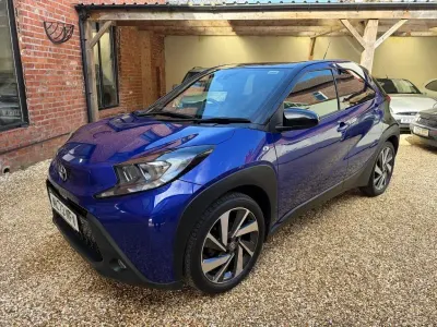 Used Toyota Aygo X 72 HP (52 kW) 2023 Blue SUV