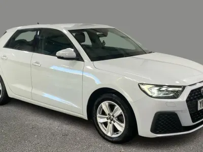 Begagnad Audi A1 110 HK (80 kW) 2023 Vit SUV