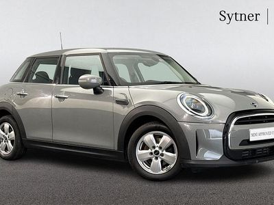 Begagnad Mini Cooper Classic 134 HK (98 kW) 2022 Grå Halvkombi