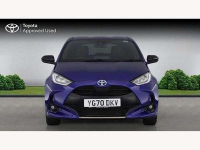 Used Toyota Yaris Hybrid 113 HP (83 kW) 2020 Blue Hatchback