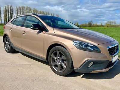 Used Volvo V40 CC 115 HP (84 kW) 2014 Estate