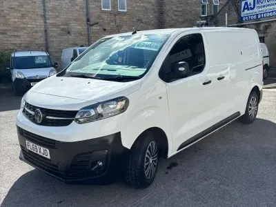 Used Vauxhall Vivaro Edition 100 HP (73 kW) 2019 White MPV