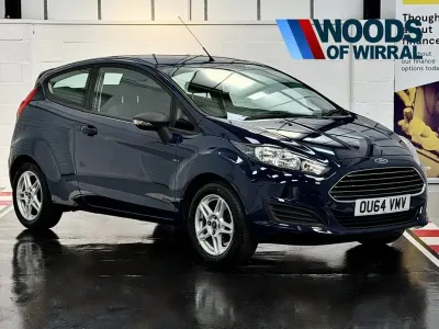 Used Ford Fiesta Studio 82 HP (60 kW) 2014 Blue Hatchback