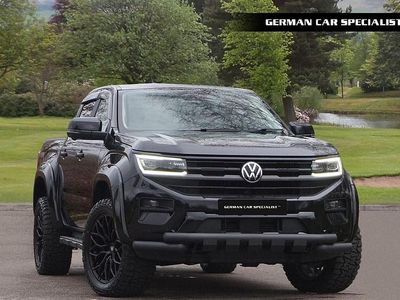 Begagnad VW Amarok Life 2024 Svart Pickup