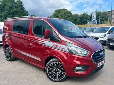 Used Ford Transit Custom Limited 130 HP (95 kW) 2021 Red Van