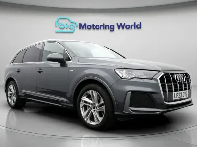 Used Audi Q7 S-Line 286 HP (210 kW) 2023 Grey SUV