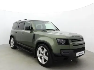 Used Land Rover Defender SE Dynamic 345 HP (253 kW) 2025 Green SUV