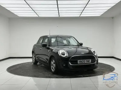 Usado Mini Cooper Classic 136 HP (100 kW) 2020 Preto Citadino