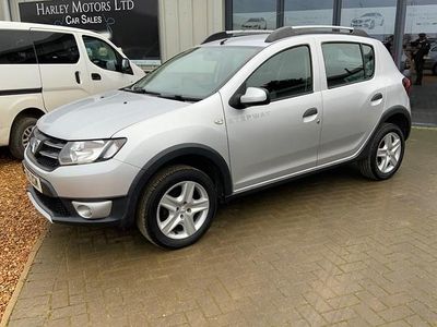 Used Dacia Sandero Lauréate 90 HP (66 kW) 2015
