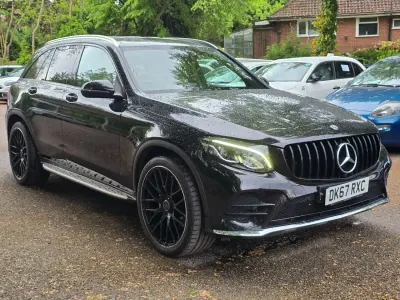 Second-hand Mercedes GLC220 AMG line 2017 Negru Break