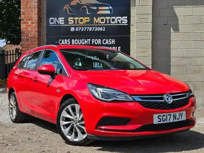 Used Vauxhall Astra Design Edition 110 HP (80 kW) 2017 Red Estate