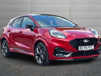 Używany Ford Puma ST 170 KM (125 kW) 2025 Czerwony SUV