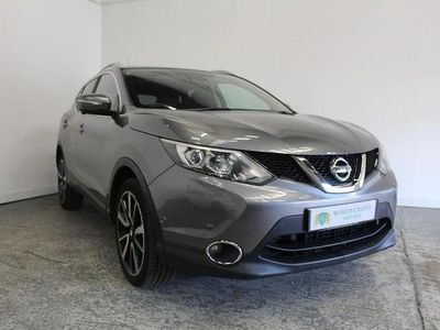 Grey Used 2014 Nissan Qashqai Tekna SUV | £6,495 (Fair price)