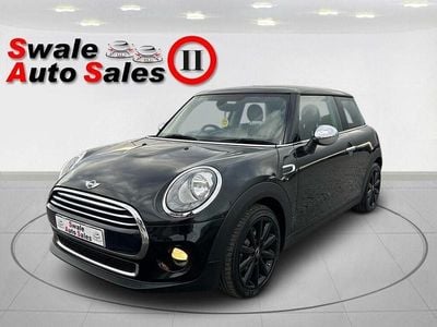 Black Used 2015 Mini Cooper D Hatch Hatchback | £5,995 (Fair price)