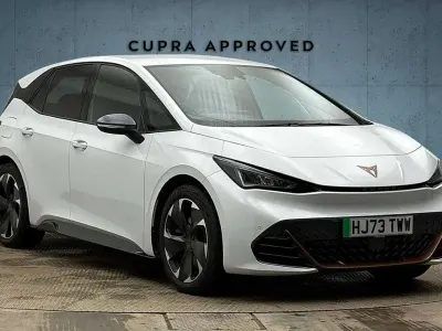Used Cupra Born e-Boost 169 kW (230 HP) 2023 White Hatchback