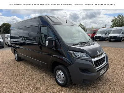 Used Peugeot Boxer 130 HP (95 kW) 2017 Black Van