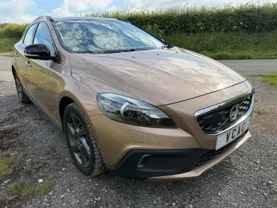 Used Volvo V40 2015 Bronze Hatchback