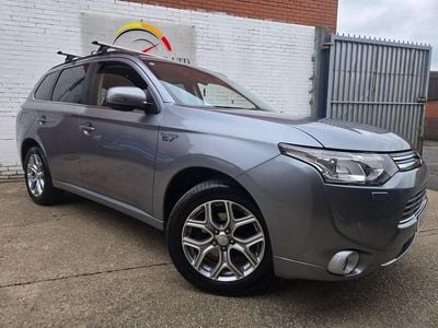 Mitsubishi Outlander P-HEV
