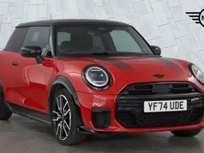 Used Mini Cooper S Hatch 201 HP (147 kW) 2024 Red Hatchback