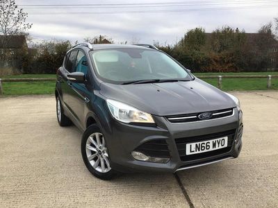Used Ford Kuga Titanium 150 HP (110 kW) 2016 Grey SUV