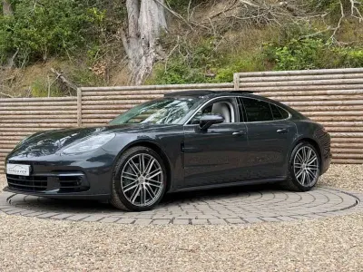 Used Porsche Panamera 4S Diesel 415 HP (305 kW) 2016 Hatchback