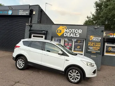 Used Ford Kuga Titanium 150 HP (110 kW) 2016 White SUV