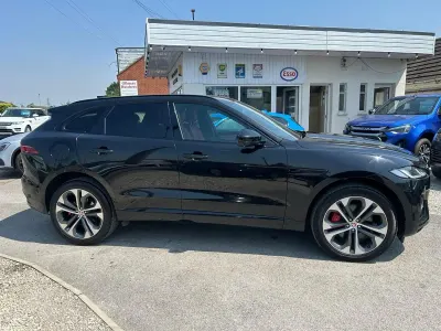 Used Jaguar F-Pace R-Dynamic 300 HP (220 kW) 2021 Black SUV