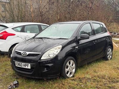 Used Hyundai i20 Comfort 77 HP (56 kW) 2011 Black Hatchback