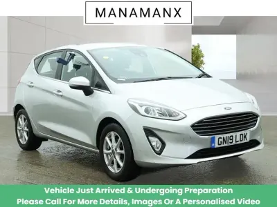 Used Ford Fiesta Zetec 100 HP (73 kW) 2019 Silver Hatchback