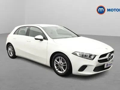 Used Mercedes A180 SE 136 HP (100 kW) 2020 White Hatchback