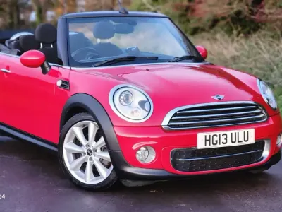 Usado Mini Cooper D Cabriolet 112 CV (82 kW) 2013 Rojo Descapotable