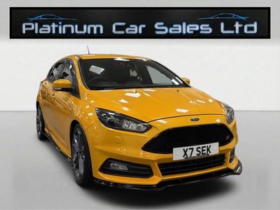 Orange Used 2016 Ford Focus ST Hatchback | £10,995 (Expensive)