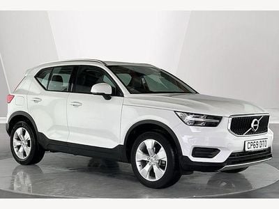 Used 2020 Volvo XC40 Momentum SUV | £19,999 (Fair price)