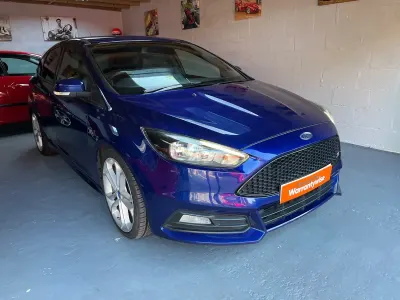 Used Ford Focus ST 2015 Blue Hatchback