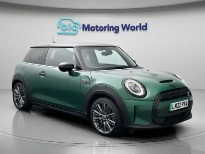 Używany Mini Cooper S Hatch 135 kW (184 KM) 2022 Zielony Hatchback
