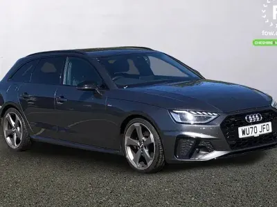 Usado Audi A4 Black Edition 150 HP (110 kW) 2025 Carrinha
