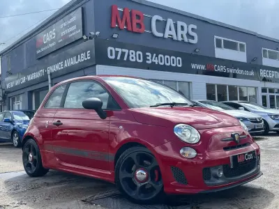 Begagnad Abarth 595 Competizione 2015 Röd Halvkombi