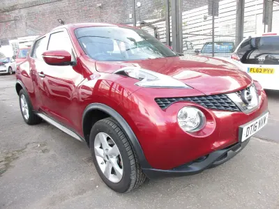 Usado Nissan Juke Visia 110 HP (80 kW) 2016 Vermelho SUV