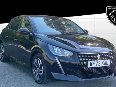 Used Peugeot 208 Allure+ 102 HP (75 kW) 2023 Other Hatchback