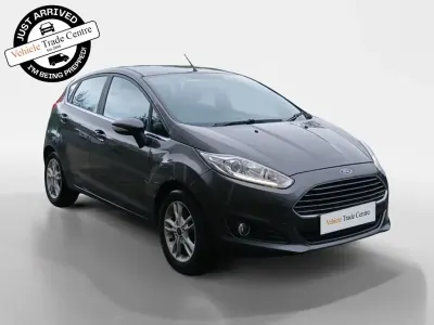 Used Ford Fiesta Zetec 82 HP (60 kW) 2017 Grey Hatchback