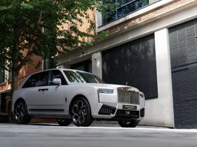 New Rolls Royce Cullinan 571 HP (419 kW) 2026 Tempest grey SUV