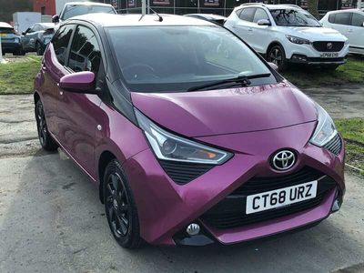 Toyota Does Its Best To X-Cite Italy With Aygo Yellow Edition
