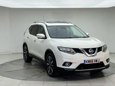 Used Nissan X-Trail N-Vision 130 HP (95 kW) 2016 White SUV