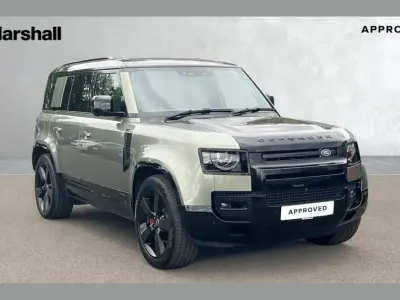 Usado Land Rover Defender 300 HP (220 kW) 2024 Verde SUV