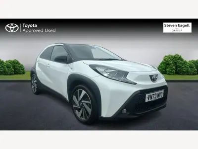Used Toyota Aygo X 72 HP (52 kW) 2023 White SUV