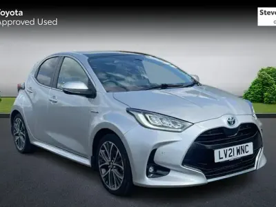 Used Toyota Yaris 116 HP (85 kW) 2021 Silver Hatchback