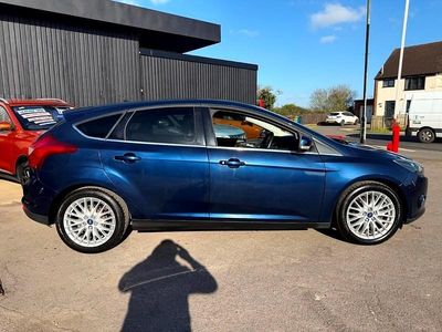 Used Ford Focus Zetec 2013 Blue Hatchback