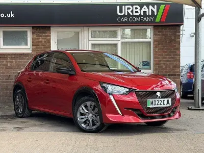 Second-hand Peugeot e-208 Allure Premium 100 kW (136 CP) 2022 Roșu Hatchback